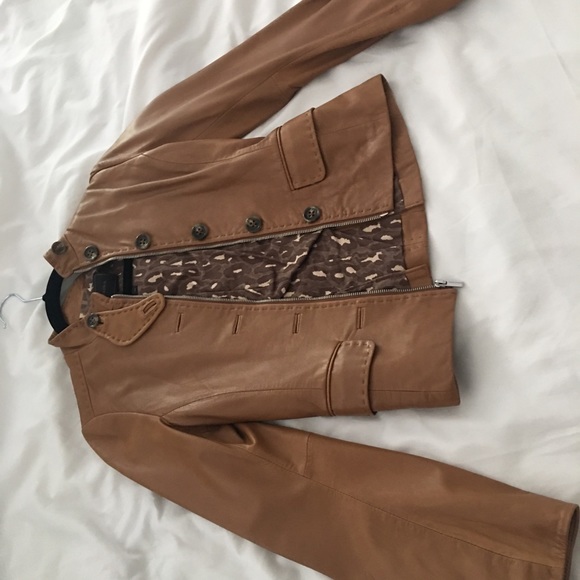 Leather jacket - Picture 2 of 2